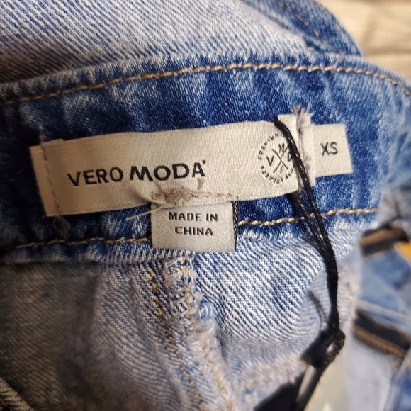 Vero Moda Denim Skirt Overalls Dungaree Light Wash Distressed Ripped Size XS - Picture 5 of 8